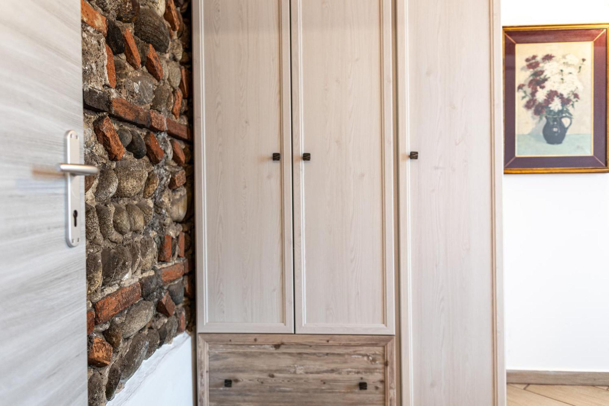 Agriturismo Why Farm Marano Ticino Экстерьер фото